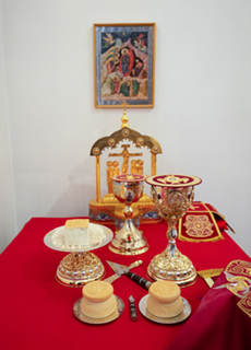 В алтаре